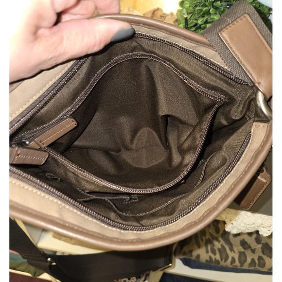 COACH KHAKI BROWN CAMDEN CANVAS ZIP TOP CROSSBODY (F70820) EXCELLENT CONDITION - Picture 9 of 16